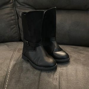 Black boots